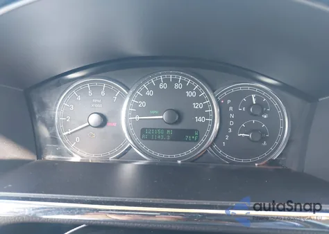 2005 Buick Lacrosse Cxs z USA, uszkodzony, nr VIN 2G4WE567751330075